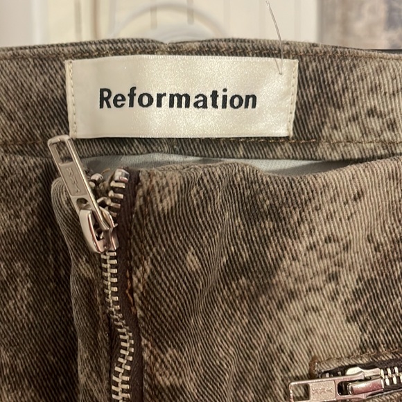 Reformation High-Rise Niki Jeans Size 28 - Picture 6 of 9